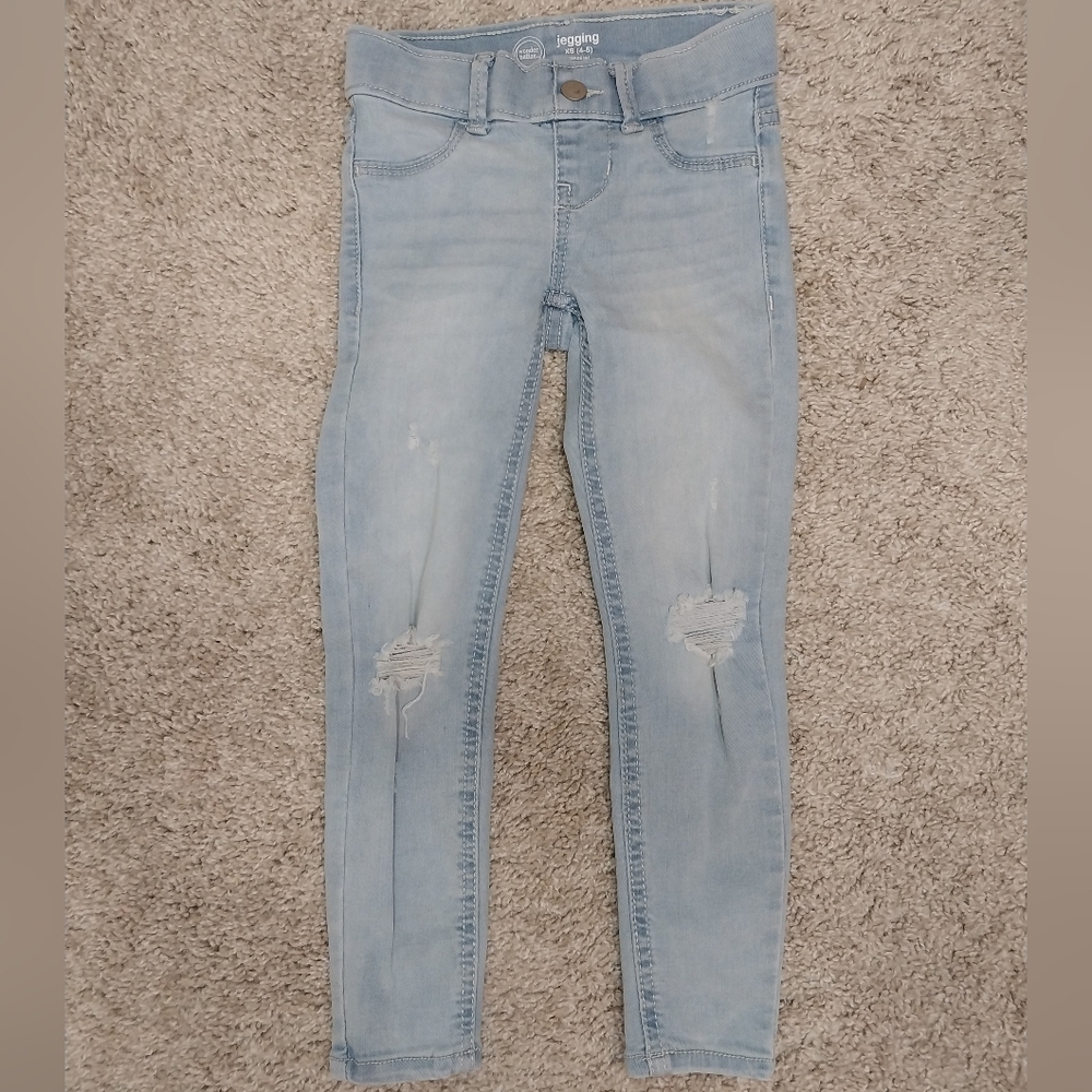 Set 2 Light Blue- white Denim Jeans wondernation and Garanimals Sz 5 yo
